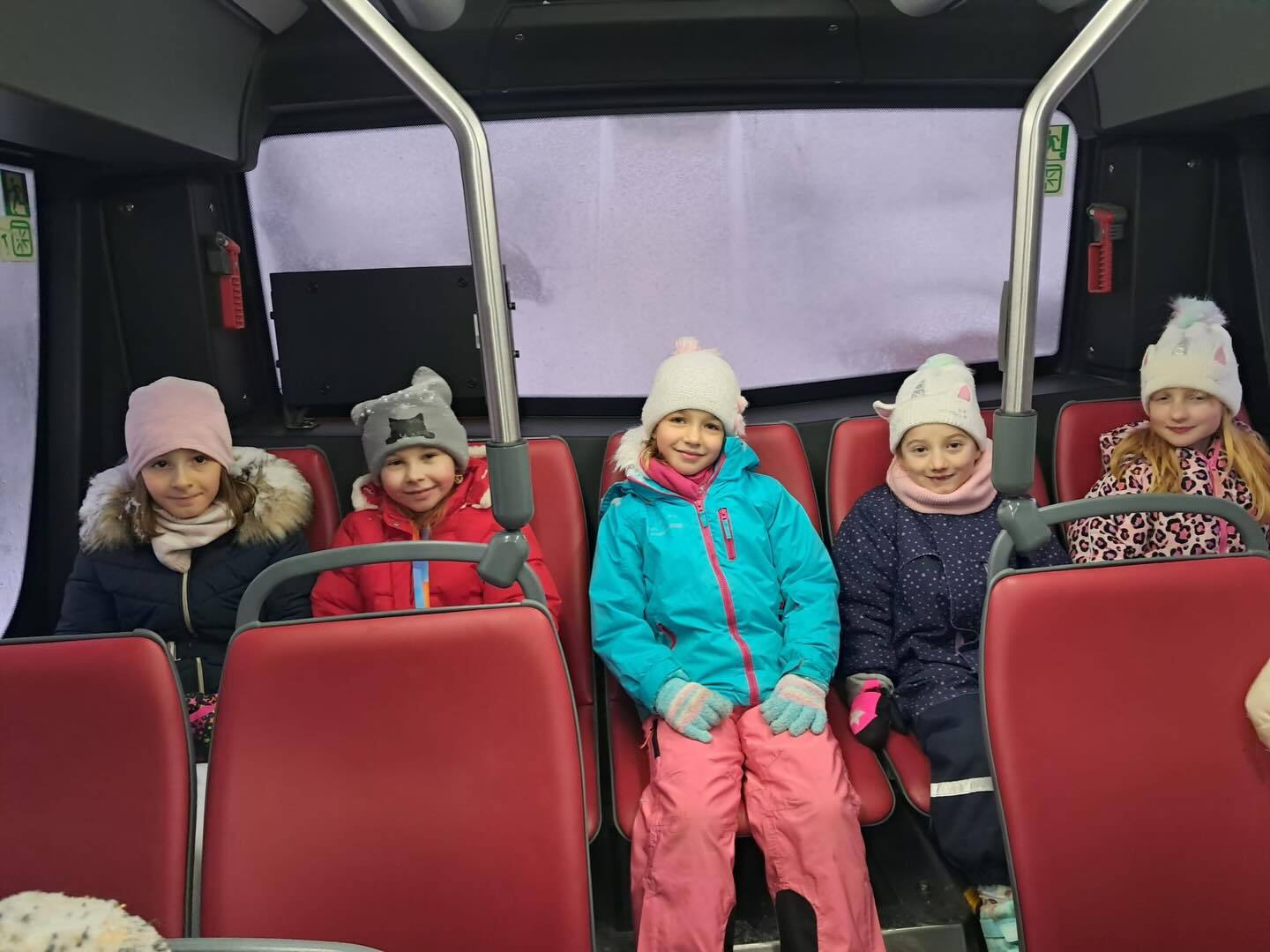 První školní týden v 1.B by se dal shrnout slovy: ,,Od všeho trochu".