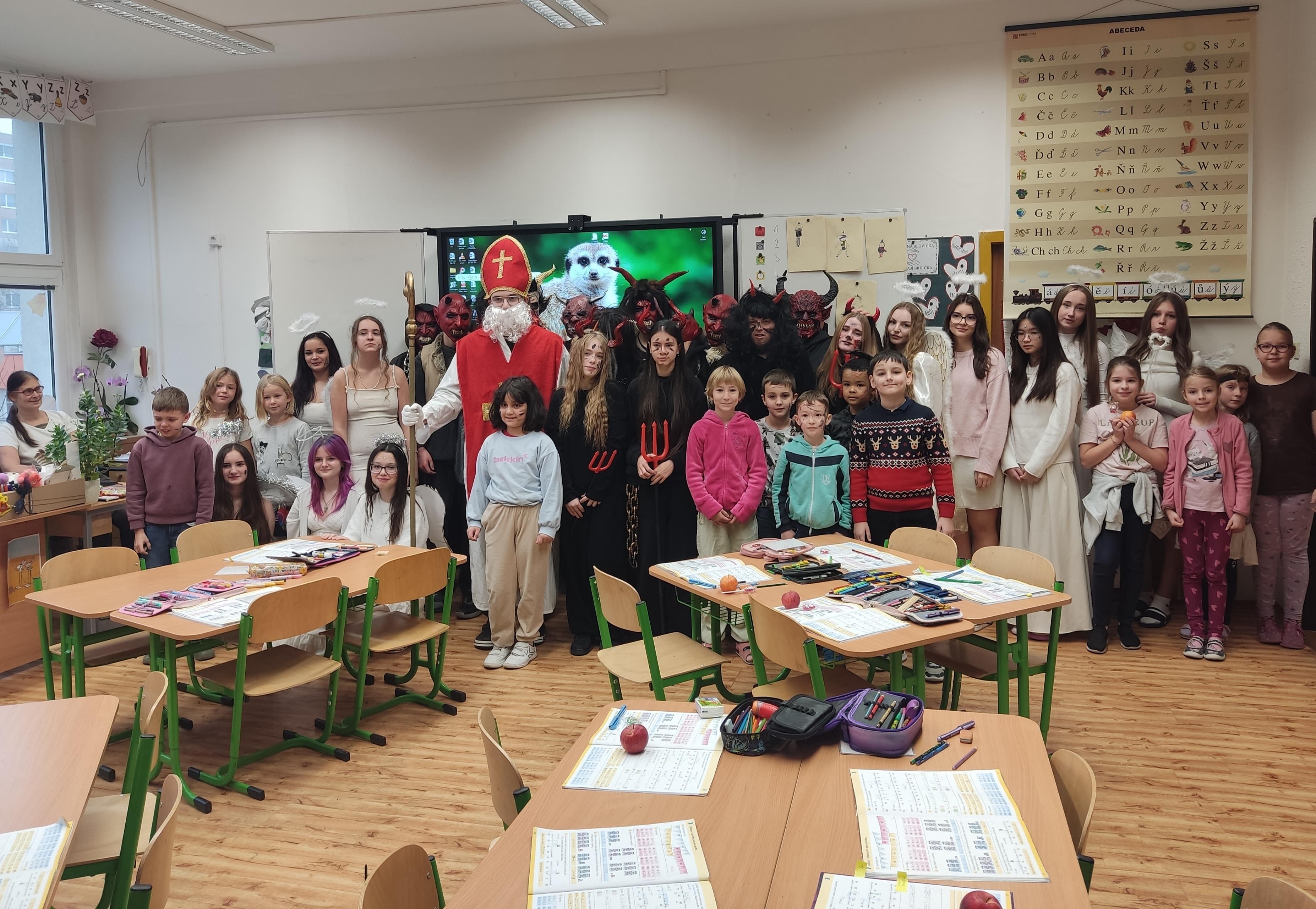 Mikuláš ve škole